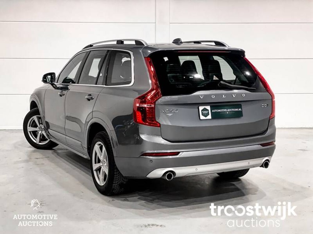 Volvo XC90 D5 2.0 AWD Inscription  Car