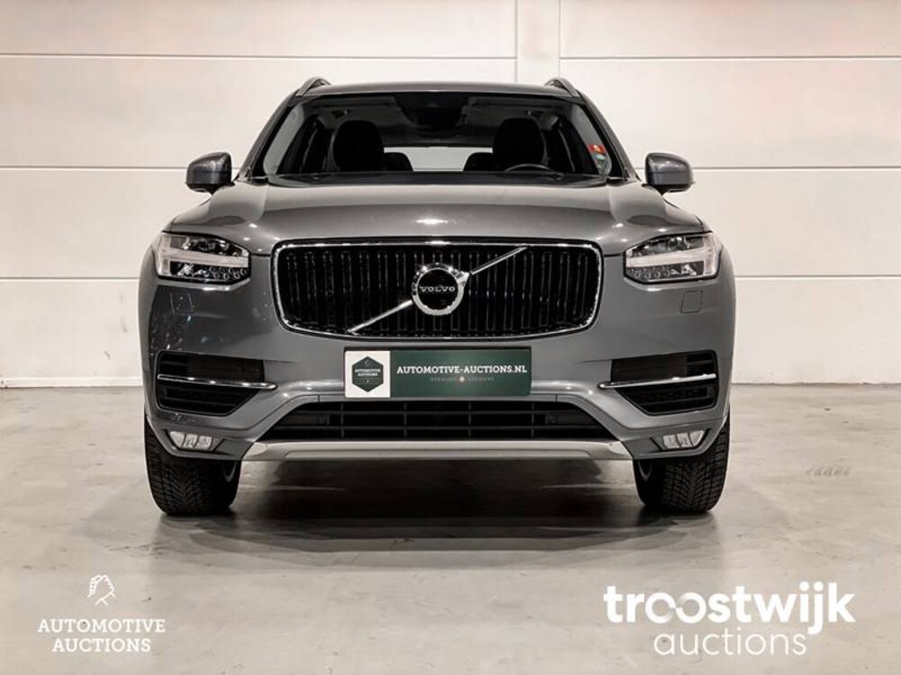 Volvo XC90 D5 2.0 AWD Inscription  Car