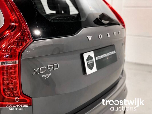 Volvo XC90 D5 2.0 AWD Inscription  Car