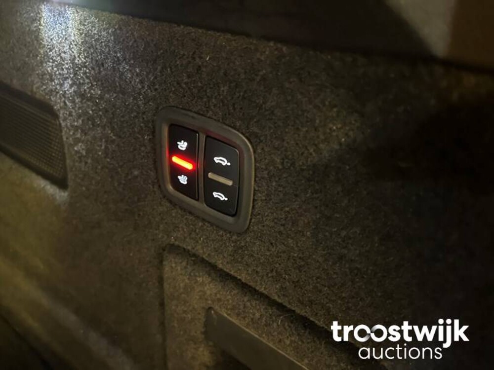 Porsche Cayenne S 2.9 V6 Car