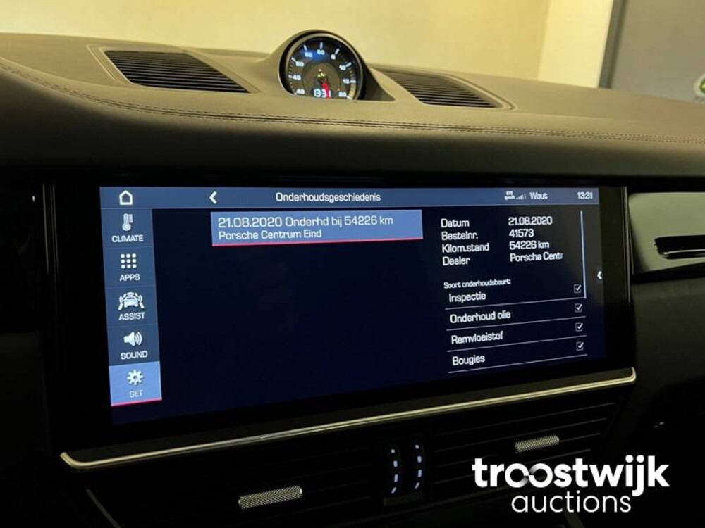 Porsche Cayenne S 2.9 V6 Car