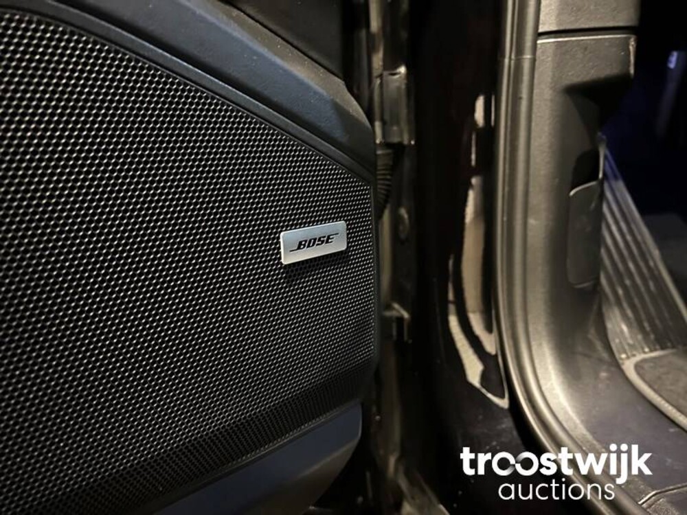 Porsche Cayenne S 2.9 V6 Car