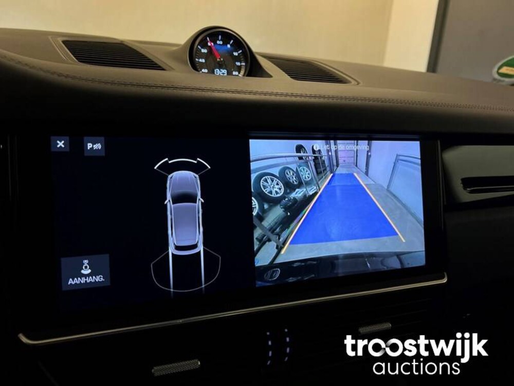 Porsche Cayenne S 2.9 V6 Car