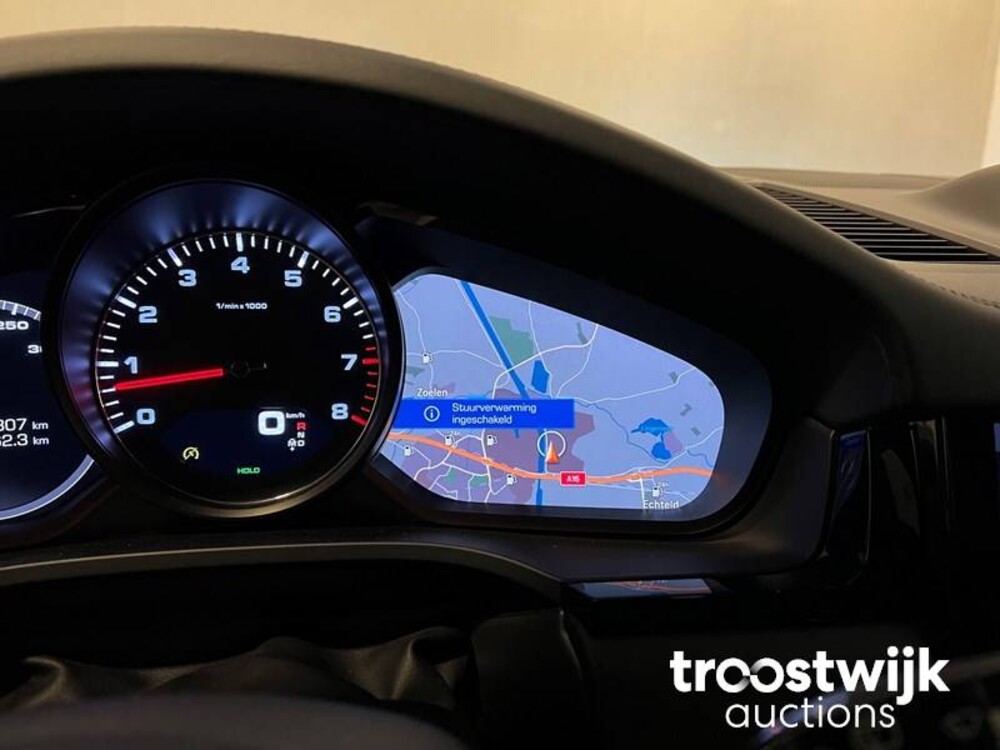 Porsche Cayenne S 2.9 V6 Car