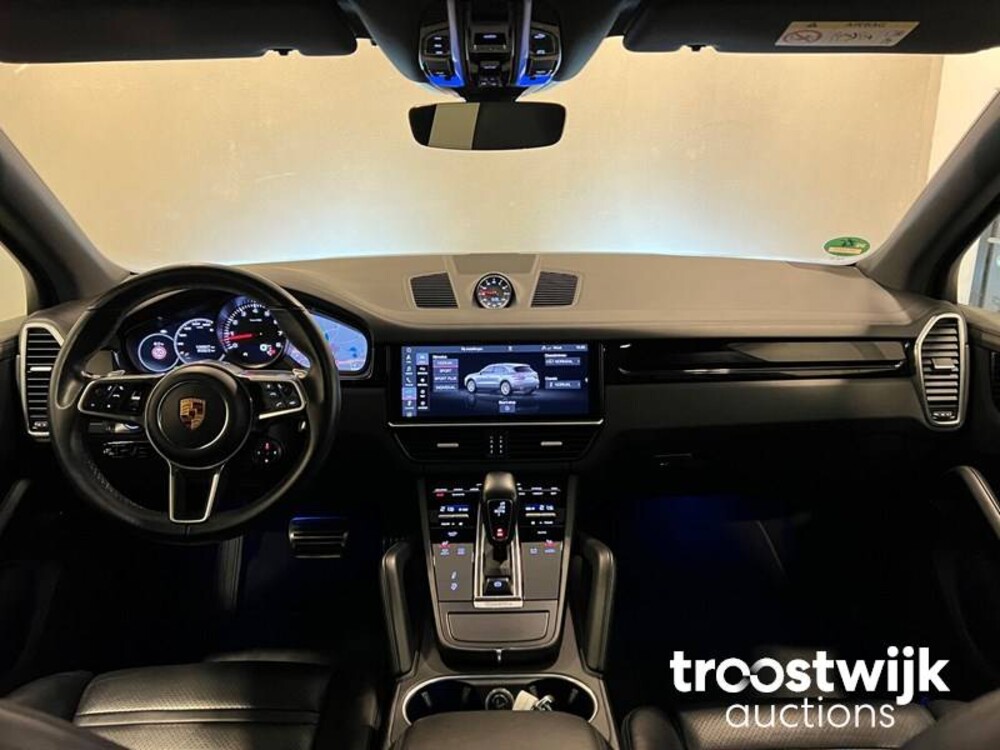 Porsche Cayenne S 2.9 V6 Car