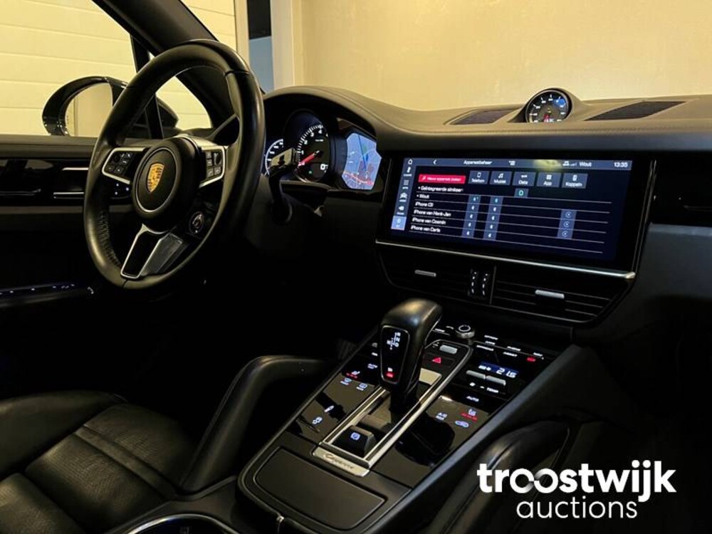 Porsche Cayenne S 2.9 V6 Car