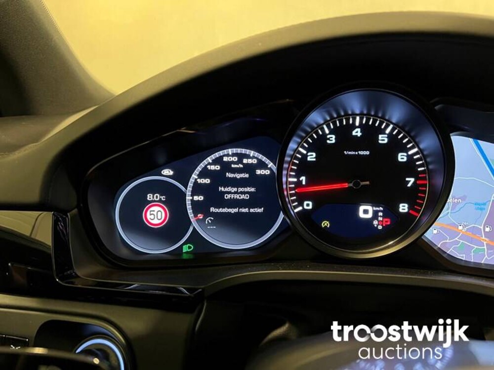 Porsche Cayenne S 2.9 V6 Car