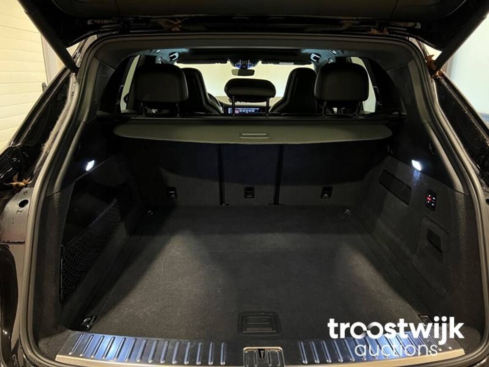 Porsche Cayenne S 2.9 V6 Car