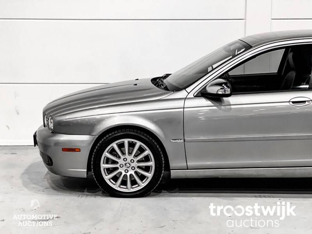 Jaguar X-Type Executive 2.2  Car