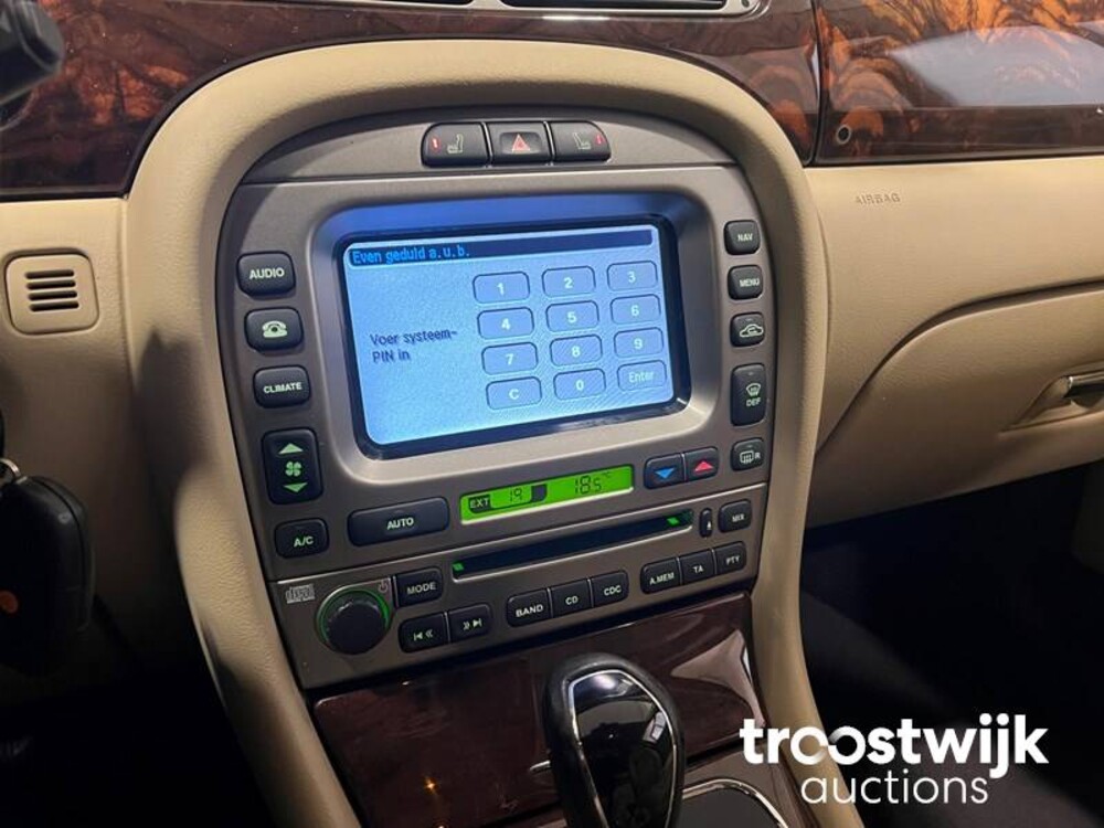 Jaguar X-Type Executive 2.2  Car