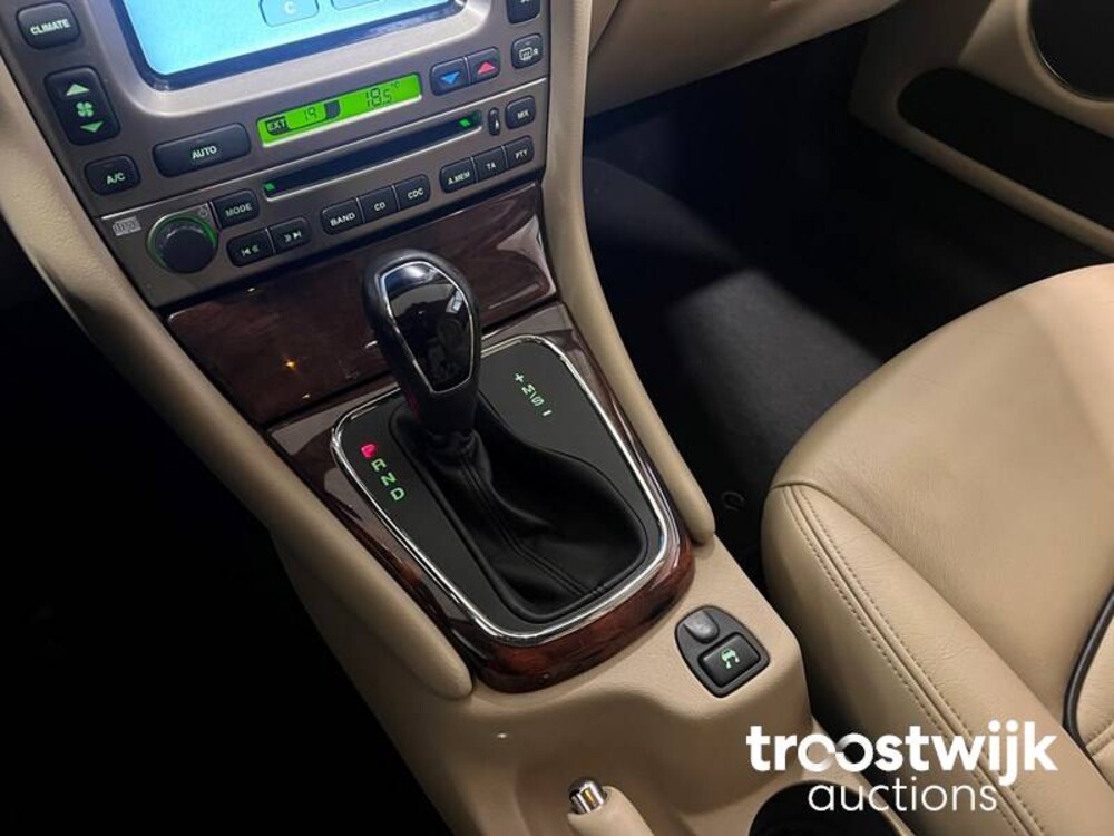 Jaguar X-Type Executive 2.2  Car