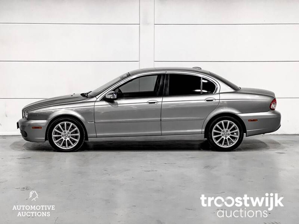 Jaguar X-Type Executive 2.2  Car