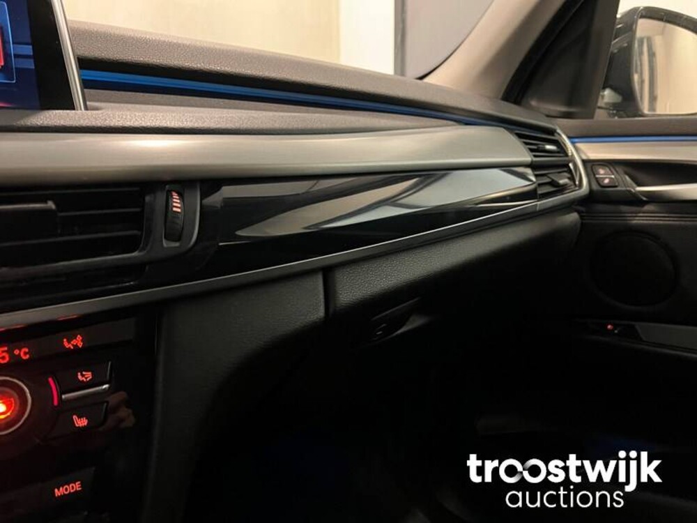 BMW X5 xDrive30d High Executive Car