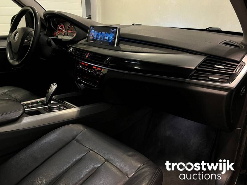 BMW X5 xDrive30d High Executive Car