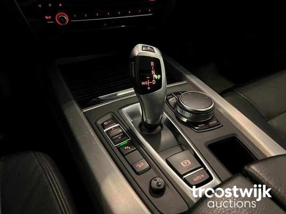 BMW X5 xDrive30d High Executive Car