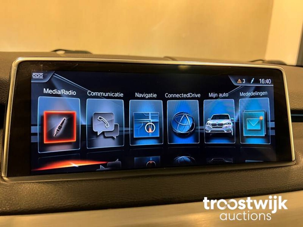 BMW X5 xDrive30d High Executive Car