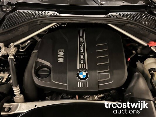 BMW X5 xDrive30d High Executive 258pk 2017, RG-400-K