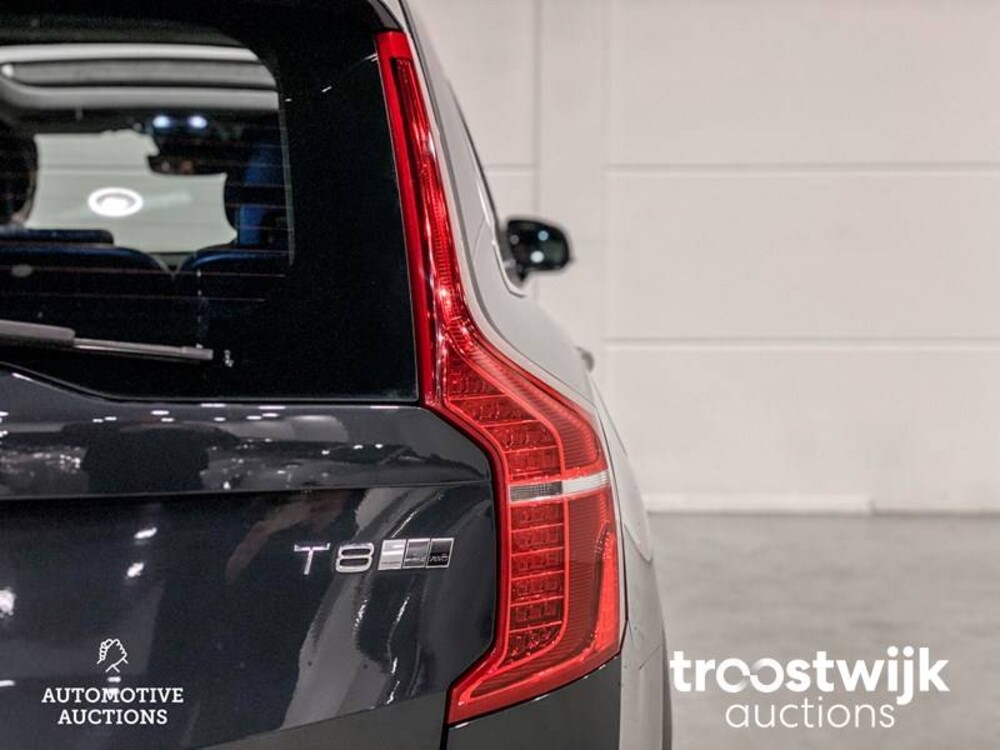 Volvo XC90 2.0 T8 Twin Engine AWD Inscription Car
