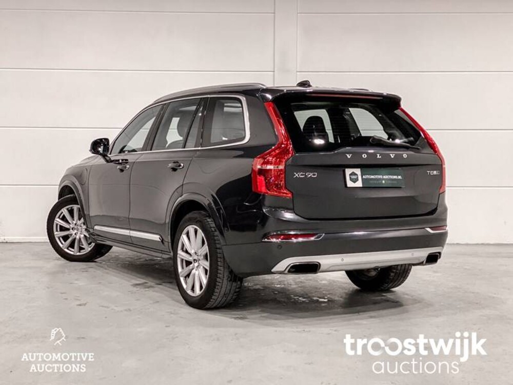 Volvo XC90 2.0 T8 Twin Engine AWD Inscription Car