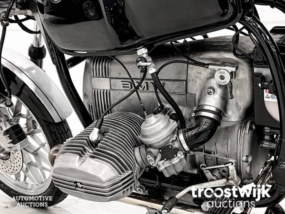 BMW R45 Cafe Racer Tour Motorcycle