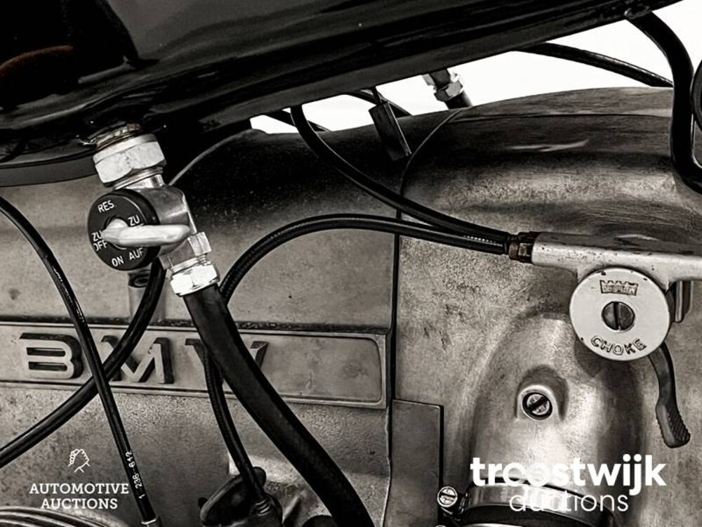 BMW R45 Cafe Racer Tour Motorcycle