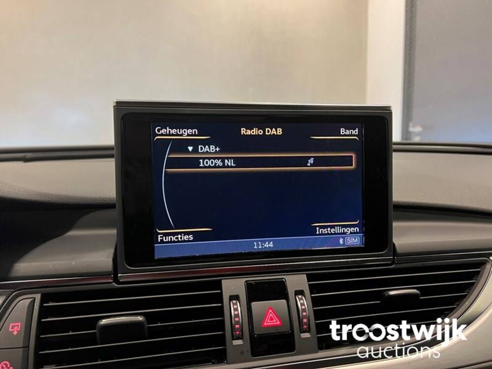 Audi A6 Avant S-Line TDI Ultra Sport Edition Car