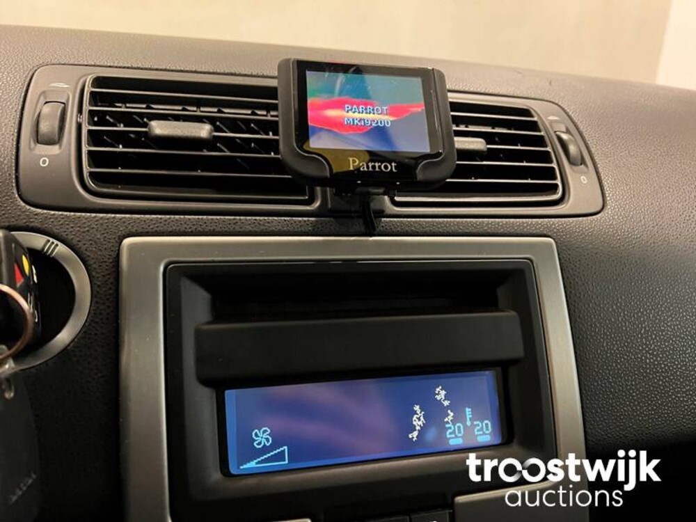 Volvo V50 2.4 Momentum Car