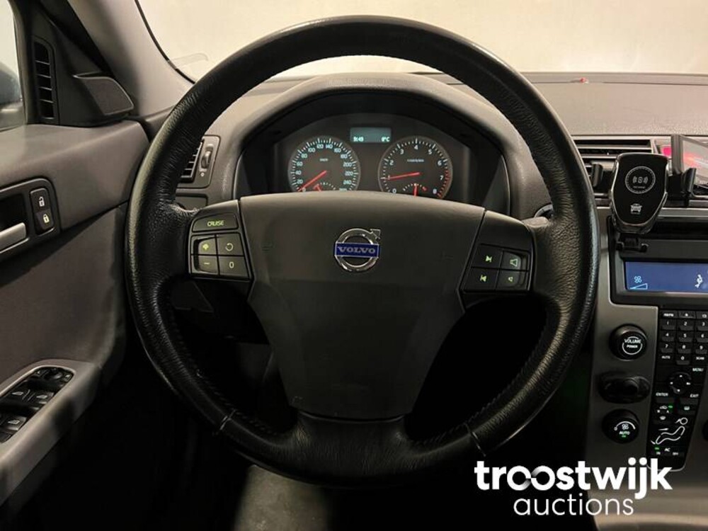 Volvo V50 2.4 Momentum Car