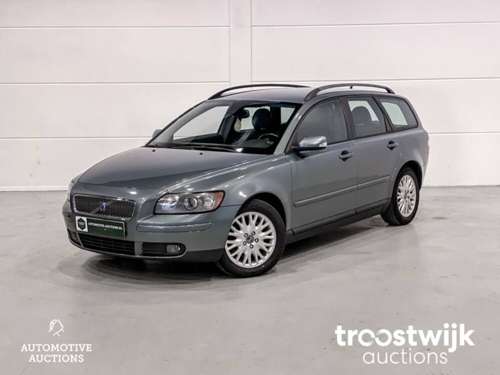 Volvo V50 2.4 Momentum Car