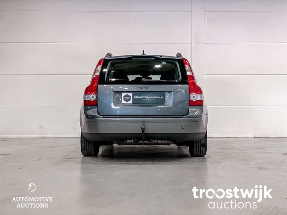 Volvo V50 2.4 Momentum Car