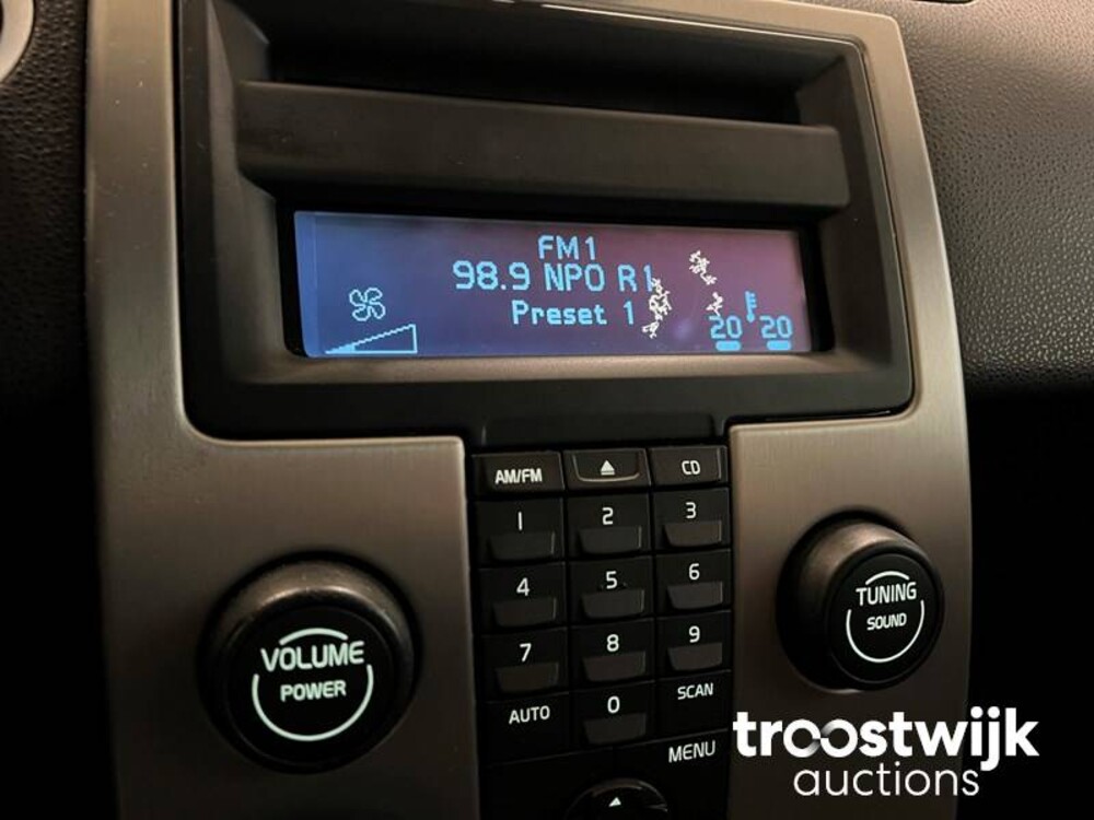 Volvo V50 2.4 Momentum Car