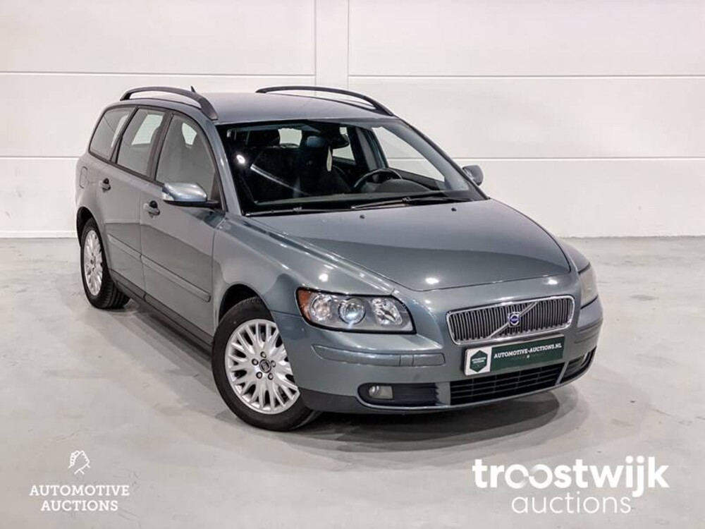 Volvo V50 2.4 Momentum Car