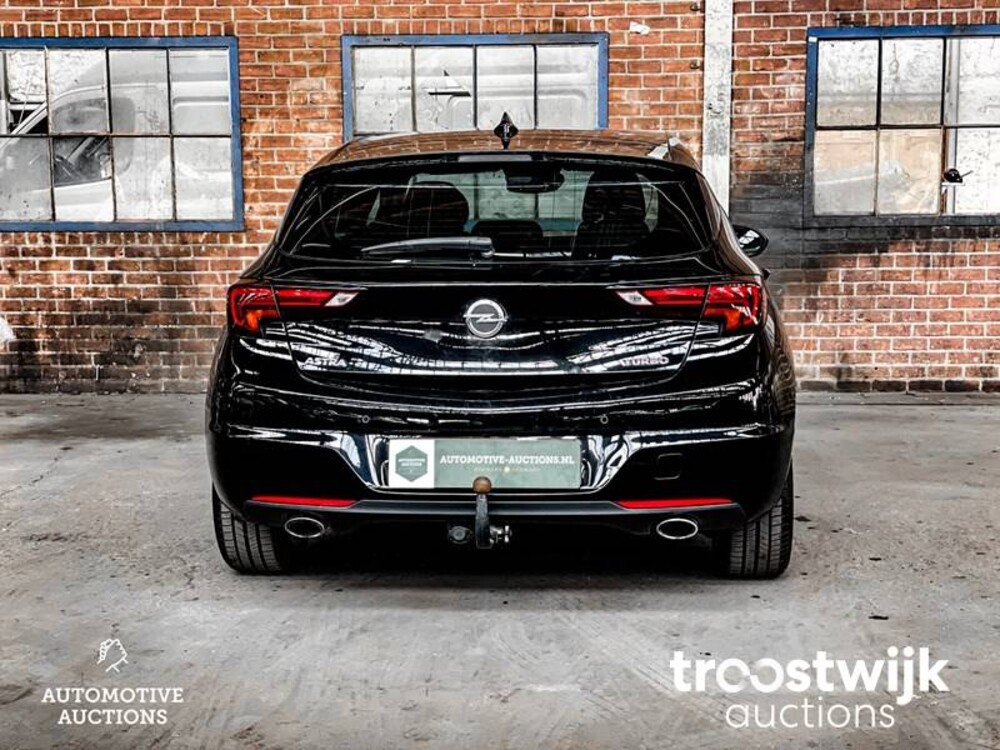 Opel Innovation 200pk 2017 -Orig. NL-, ND-588-T