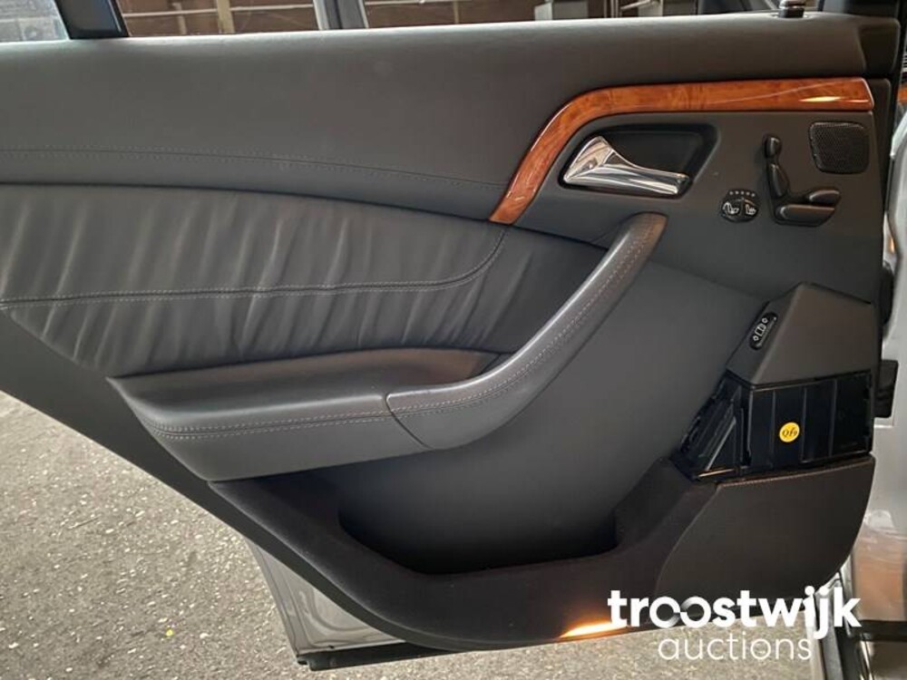 Mercedes-Benz S55 AMG 5.0 V8 S-Klasse 359pk 2001 -Youngtimer-