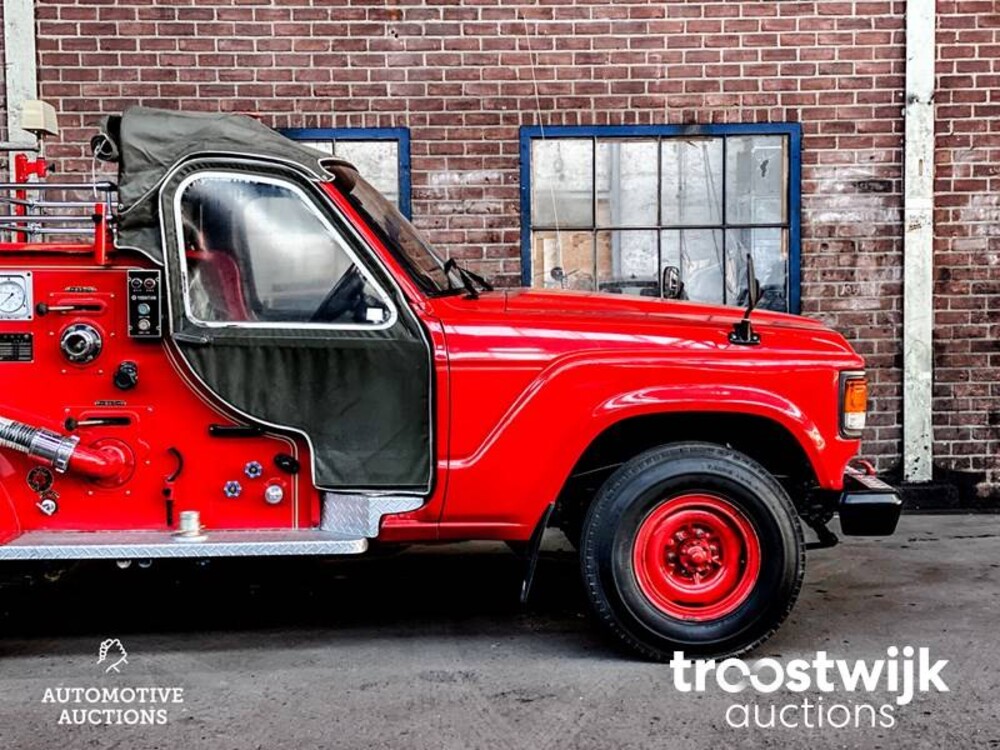 Toyota Landcruiser 1982 Brandweerwagen, P-972-XT