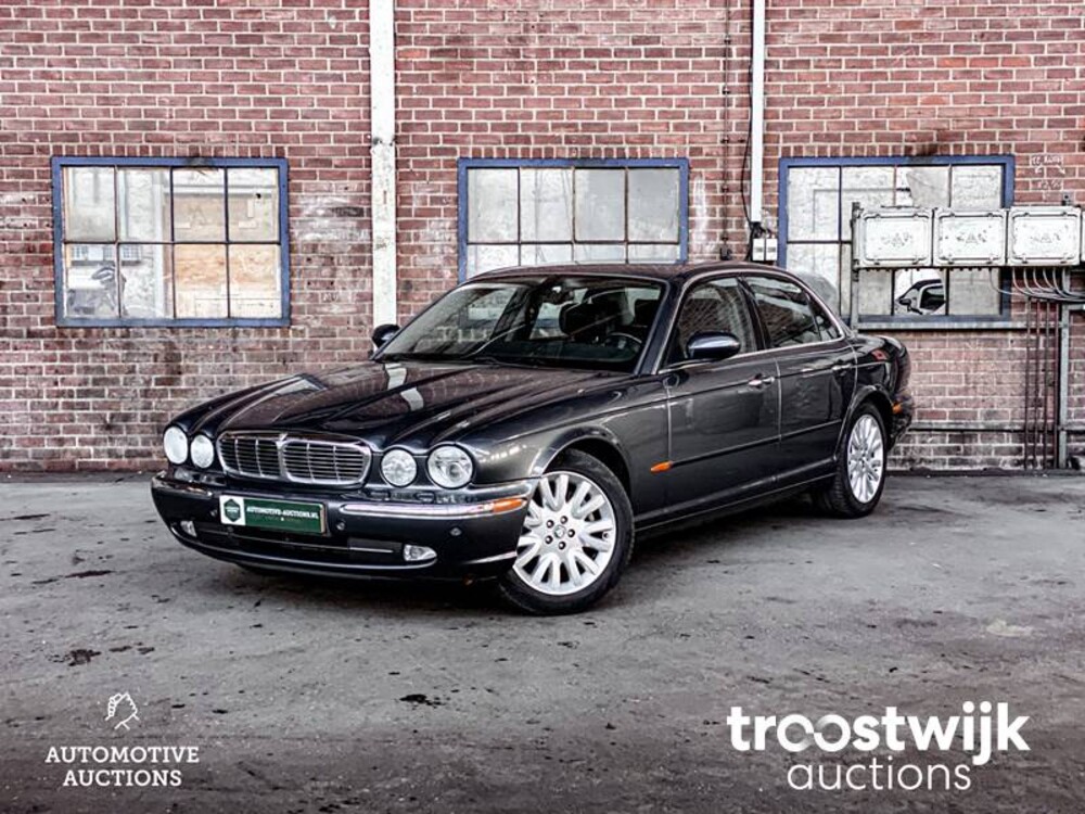 Jaguar XJ 3.5 V8 Executive 258pk 2003 -Orig. NL-, 98-LS-SN
