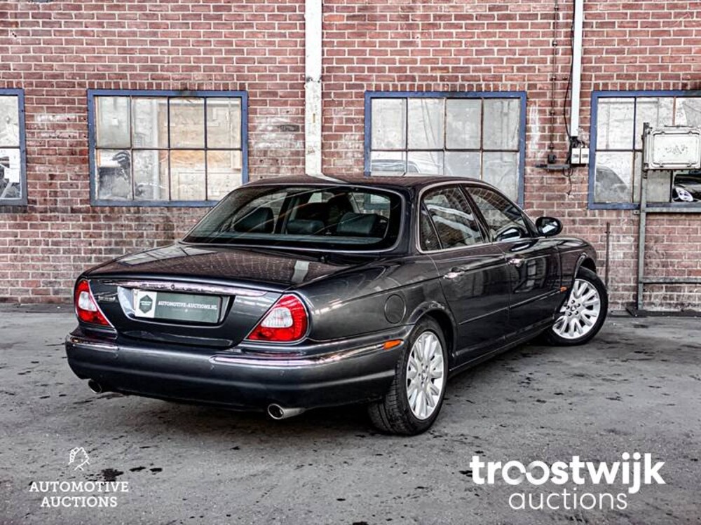 Jaguar XJ 3.5 V8 Executive 258pk 2003 -Orig. NL-, 98-LS-SN