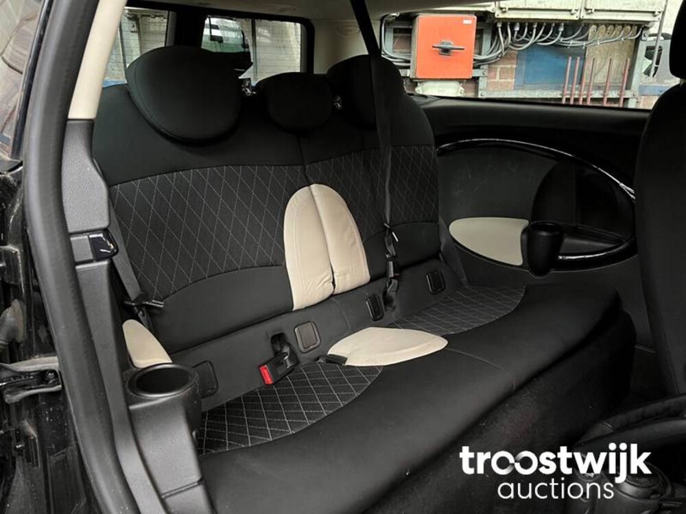 Mini Clubman 1.6 One Busines Line 2012 -Orig. NL-, 96-TFR-4