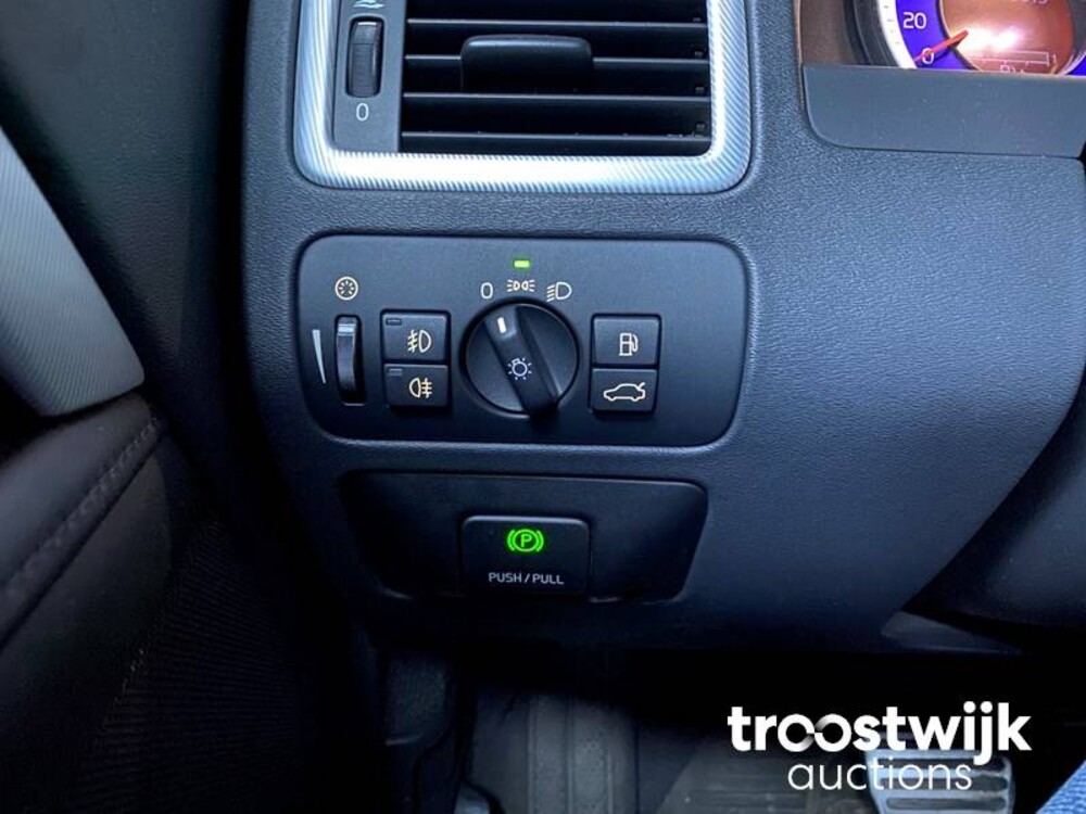 Volvo V70 2.0T R-Edition 203pk 2011 -Orig NL-, 62-PBB-1