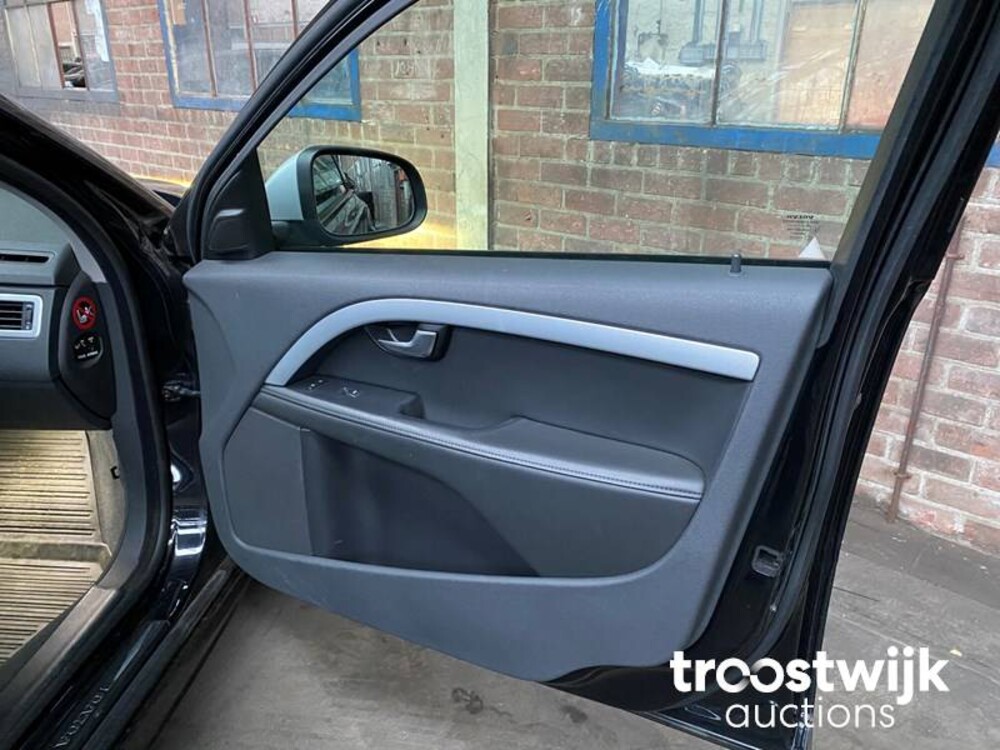 Volvo V70 2.0T R-Edition 203pk 2011 -Orig NL-, 62-PBB-1