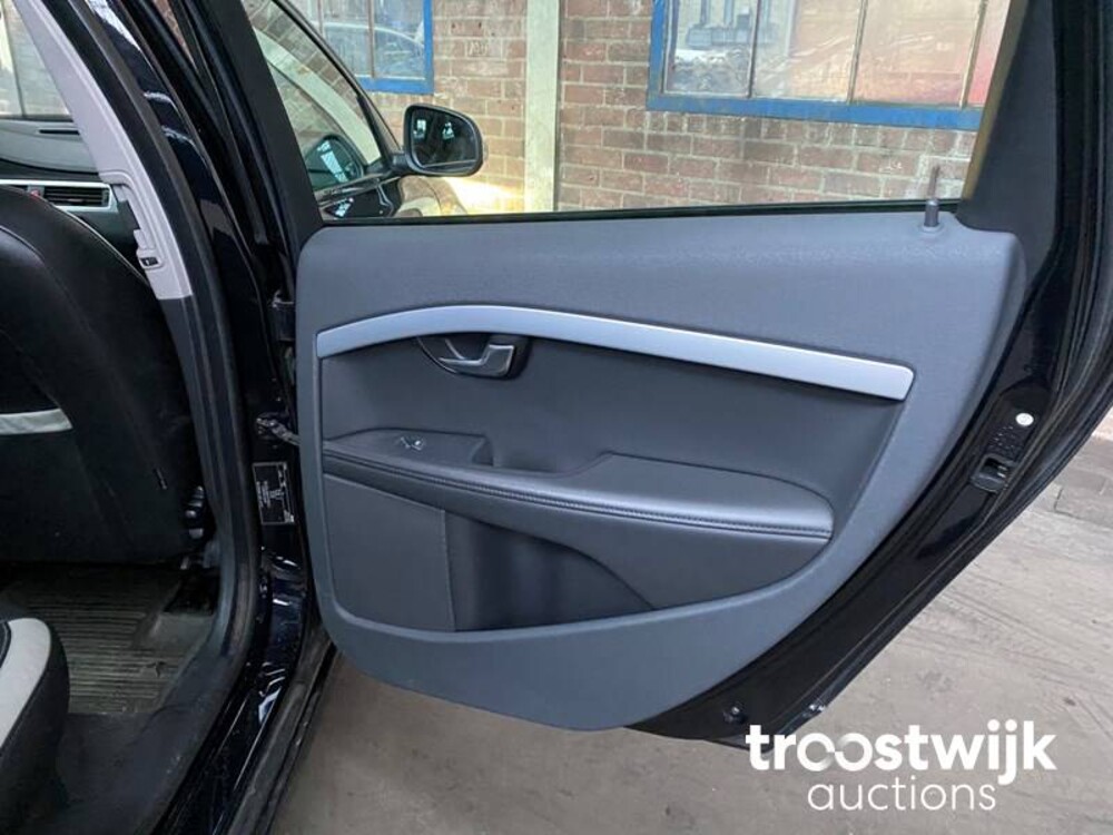 Volvo V70 2.0T R-Edition 203pk 2011 -Orig NL-, 62-PBB-1