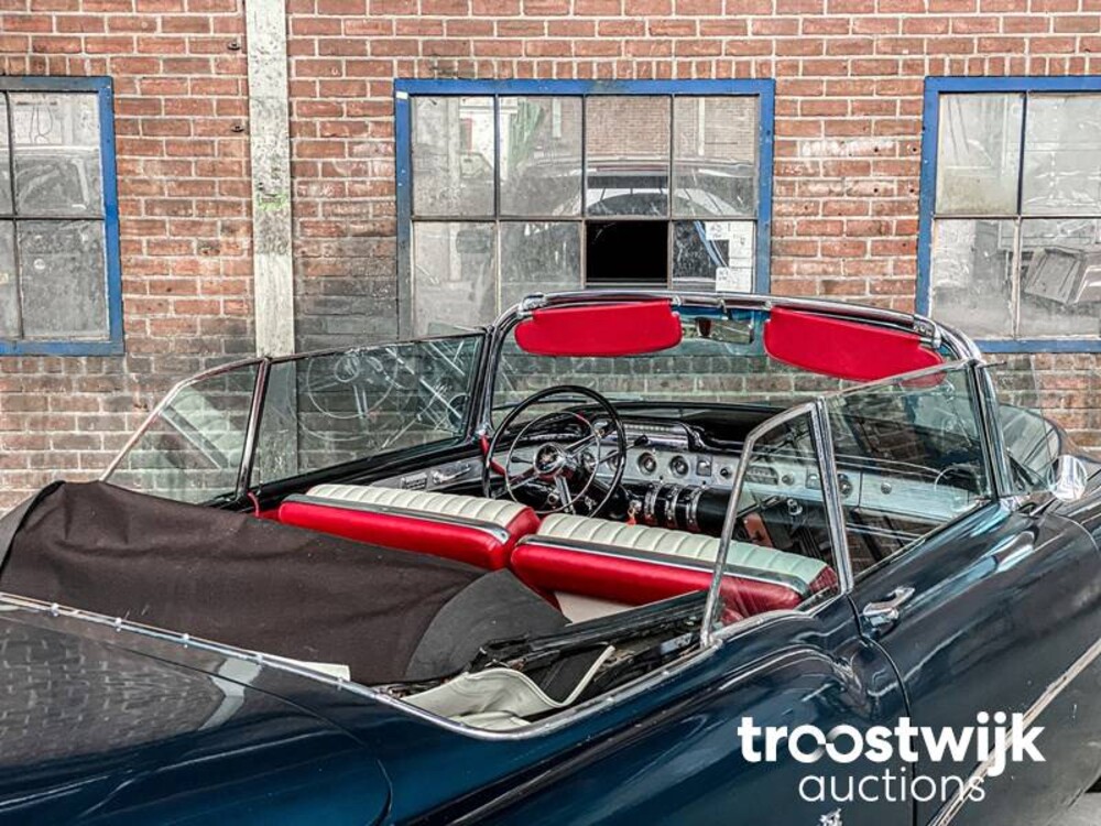 Buick Roadmaster Convertible 76 C V8 Cabriolet 200pk 1954