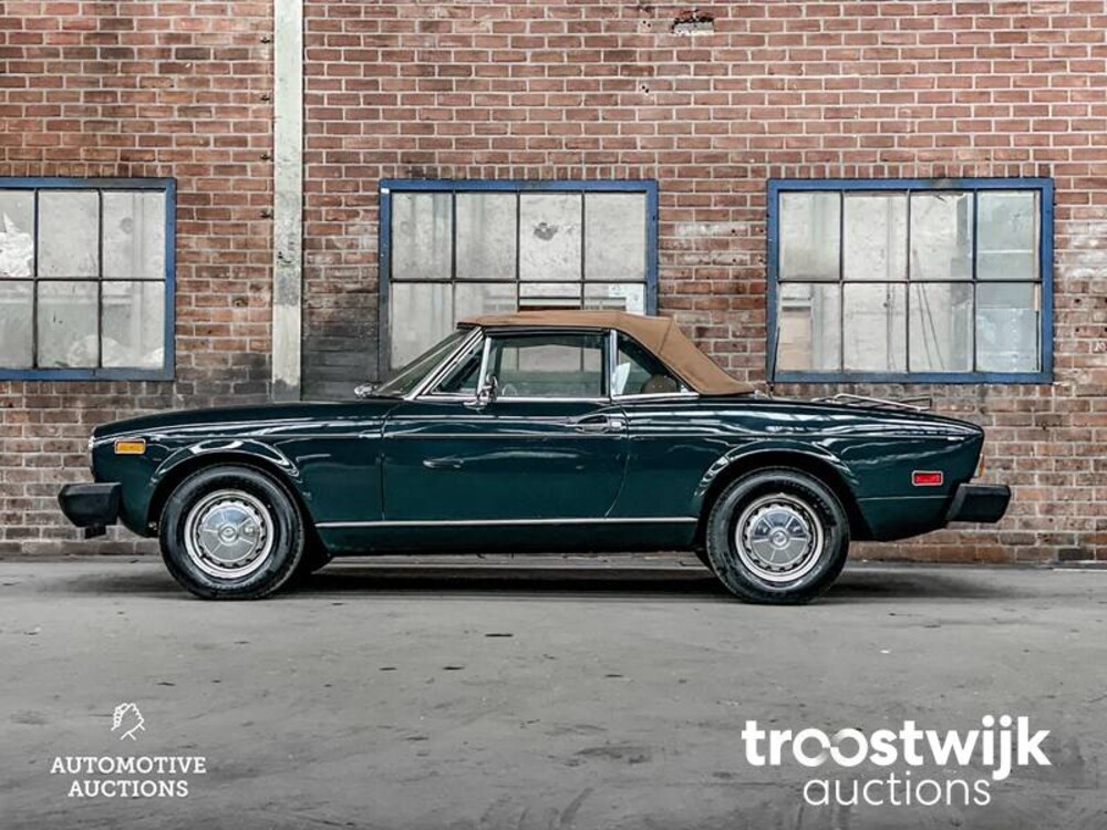 Fiat 124 1800 Sport Spider 84pk 1977, RL-FR-82