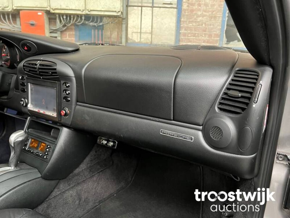 Porsche 911 996 Carrera 4 3.4 300pk 2002 -Youngtimer-