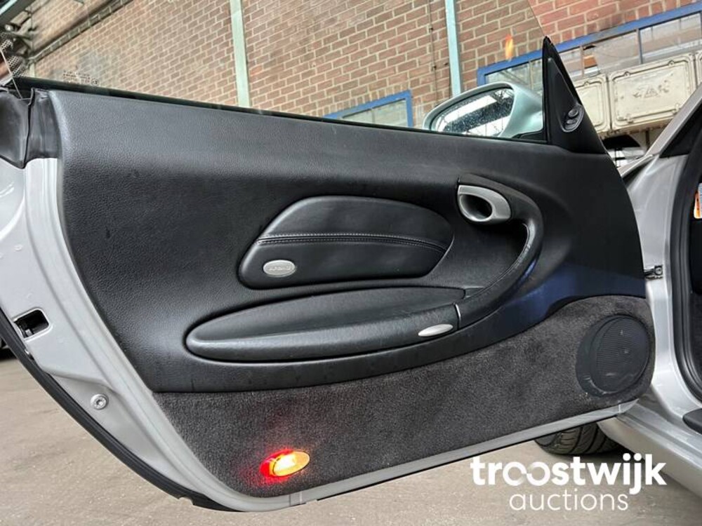 Porsche 911 996 Carrera 4 3.4 300pk 2002 -Youngtimer-