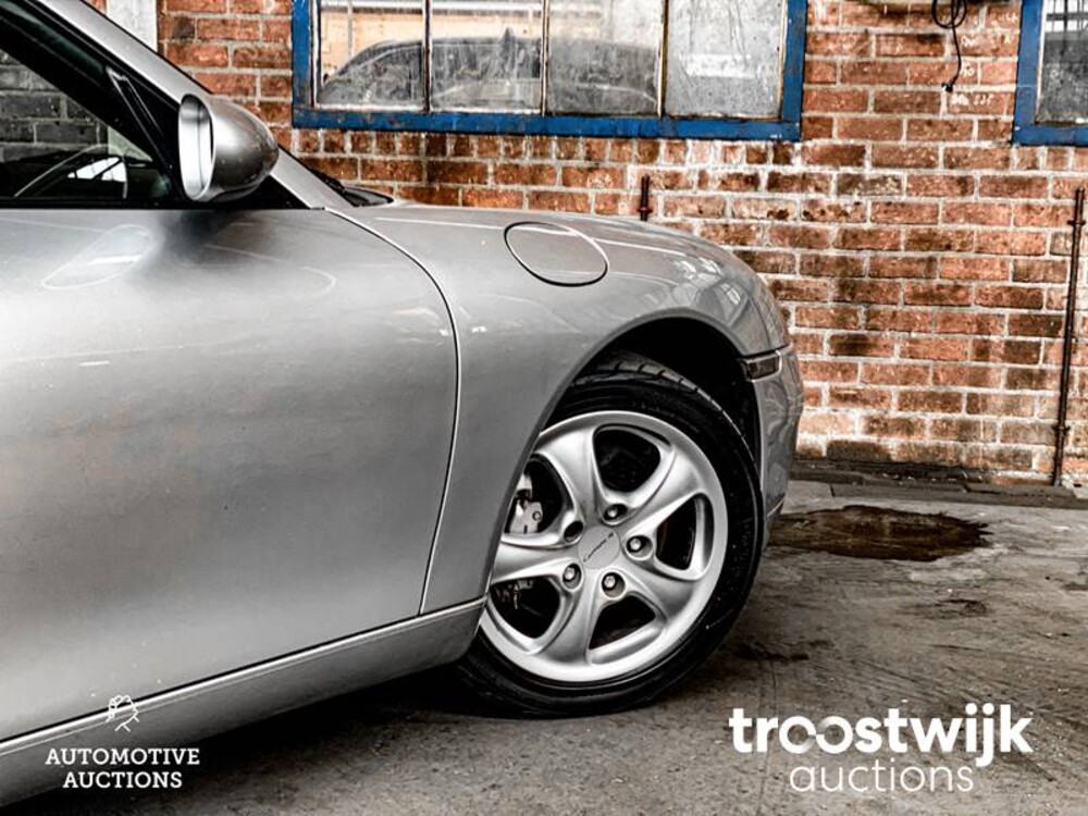 Porsche 911 996 Carrera 4 3.4 300pk 2002 -Youngtimer-