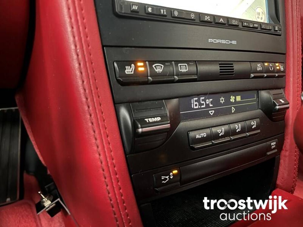 Porsche Cayman 987.2 2.9 PDK 262pk 2010