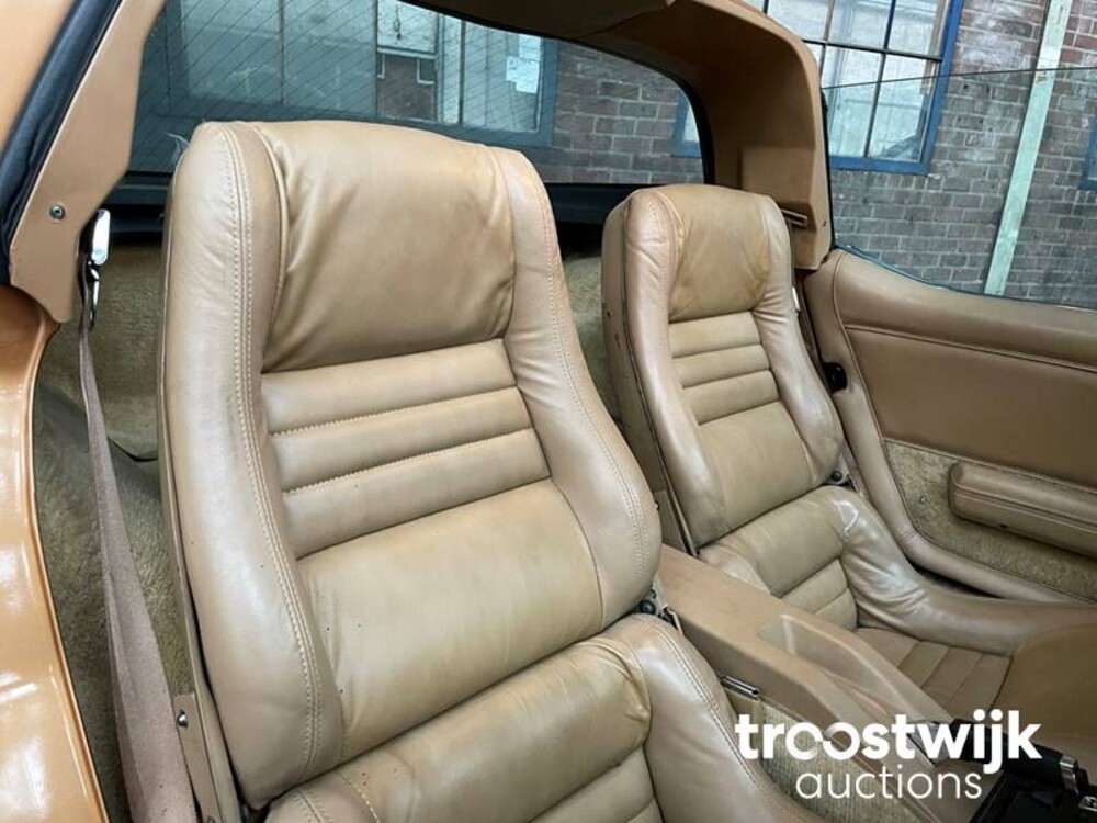 Chevrolet Corvette C3 200pk 1982