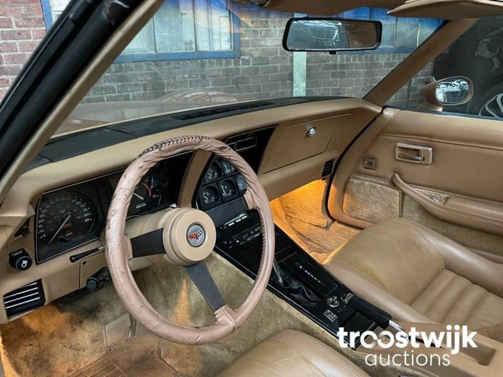 Chevrolet Corvette C3 200pk 1982