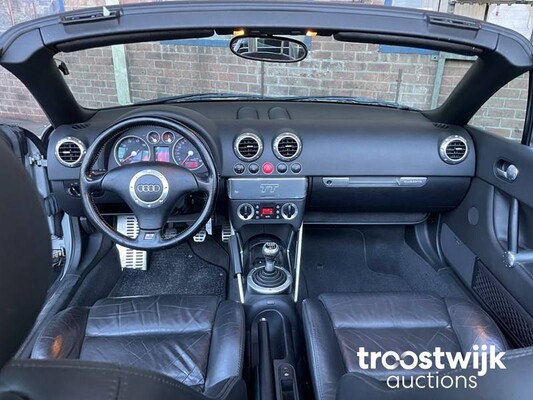 Audi TT Roadster 1.8 5V Turbo Quattro 224pk 2001, 65-XG-HX